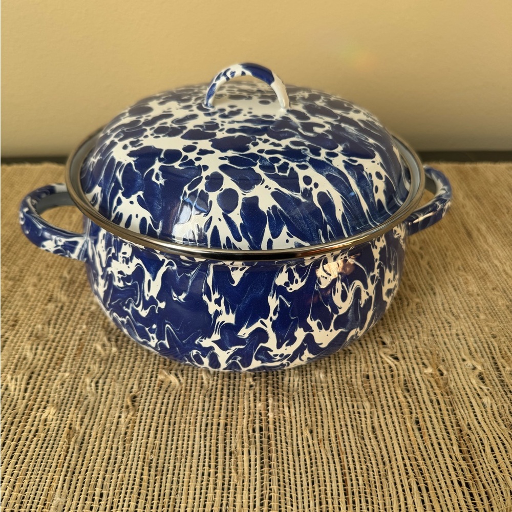 Enamel Blue and White Golden Bunny Cookware Pot